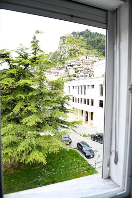 Magda Studio In Berat Center Bagian luar foto